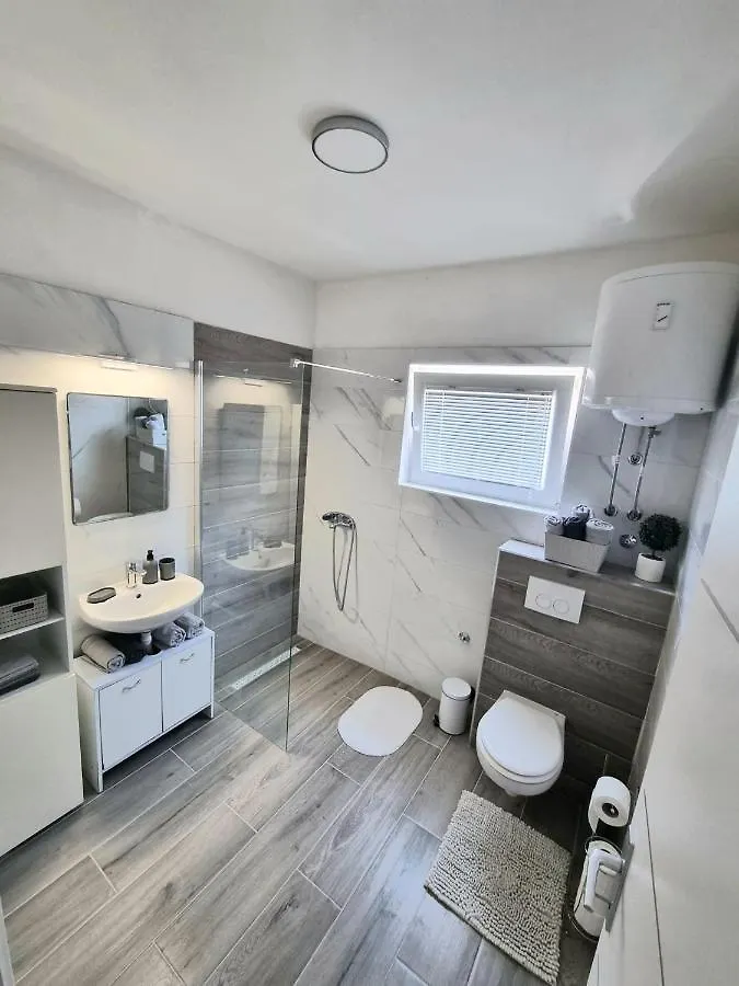 Apartman Marijana Pakostane Apartment