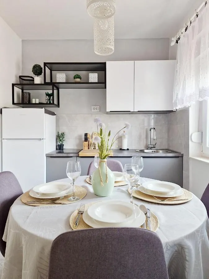 Apartman Marijana Pakostane